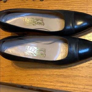 Vintage leather Ferragamo heels